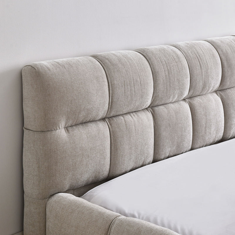 Modern Platform Bed Frame With Thick Fabric